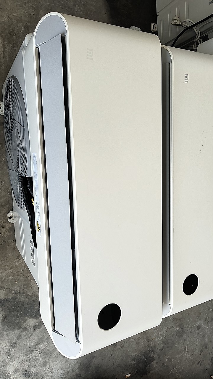 出售二手精品1.5匹变频空调一级能效，家用空调2023-2024年